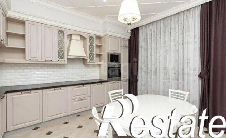 3-комн квартира улица Малыгина, 90,  д. 90