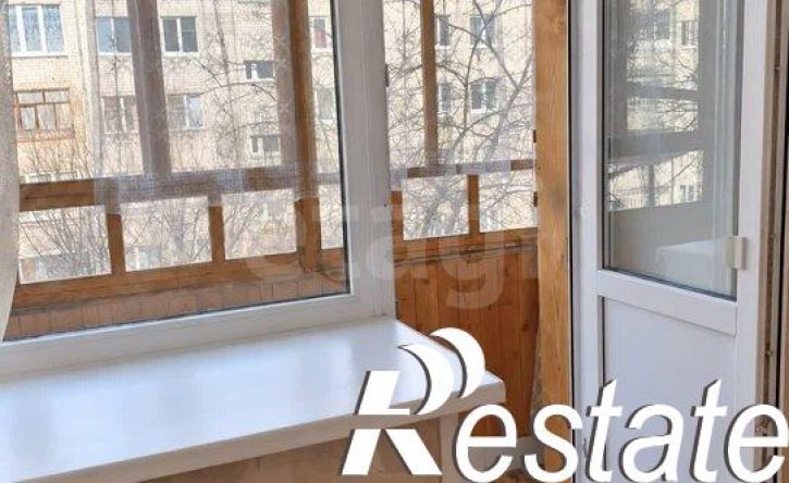 3-комн квартира улица Серова, 19,  д. 19