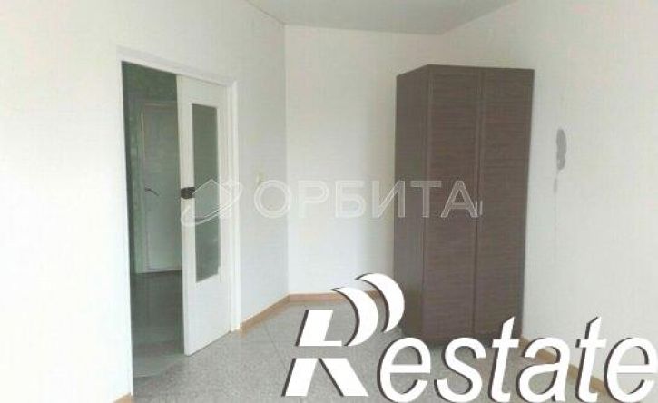 3-комн квартира улица Станислава Карнацевича, 3,  д. 3