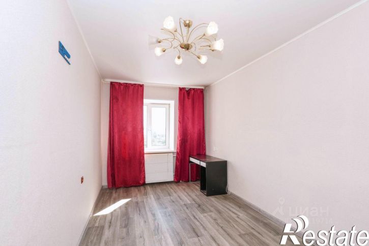 3-комн квартира улица Николая Чаплина, 113/2Б,  д. 113/2Б
