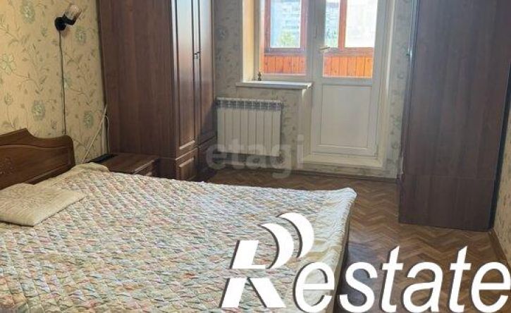 3-комн квартира улица Домостроителей, 18,  д. 18