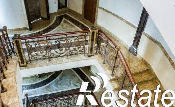 3-комн квартира улица Володарского, 3,  д. 3