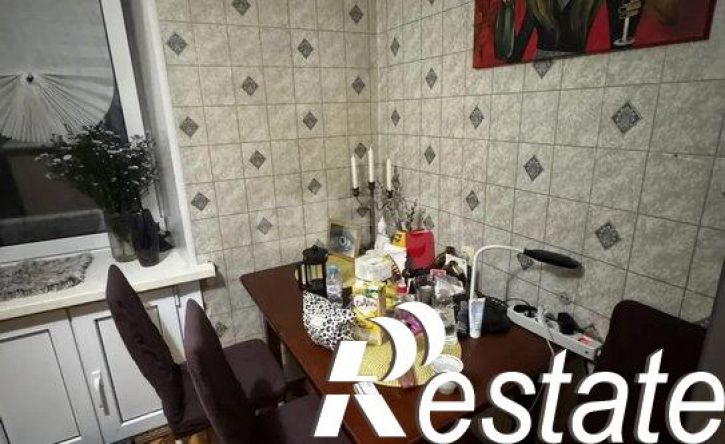 2-комн квартира улица Мельникайте, 52,  д. 52