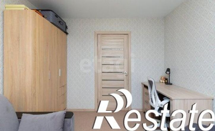 3-комн квартира улица Сидора Путилова, 43,  д. 43