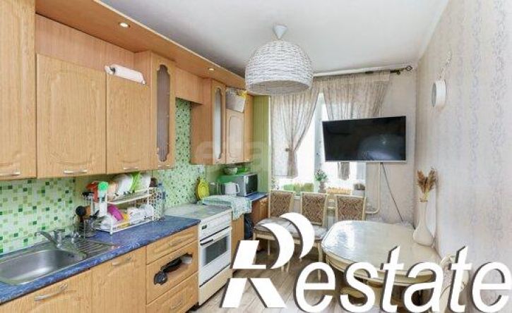 3-комн квартира улица Елизарова, 49,  д. 49