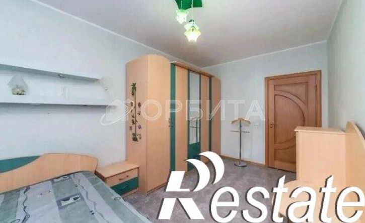 2-комн квартира улица Немцова, 4,  д. 4