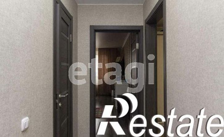3-комн квартира ул Кремлевская, 110 3,  д. 110 3,  к. 3