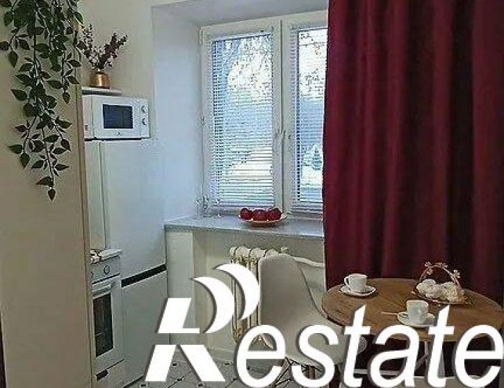 2-комн квартира улица Мельникайте, 103,  д. 103