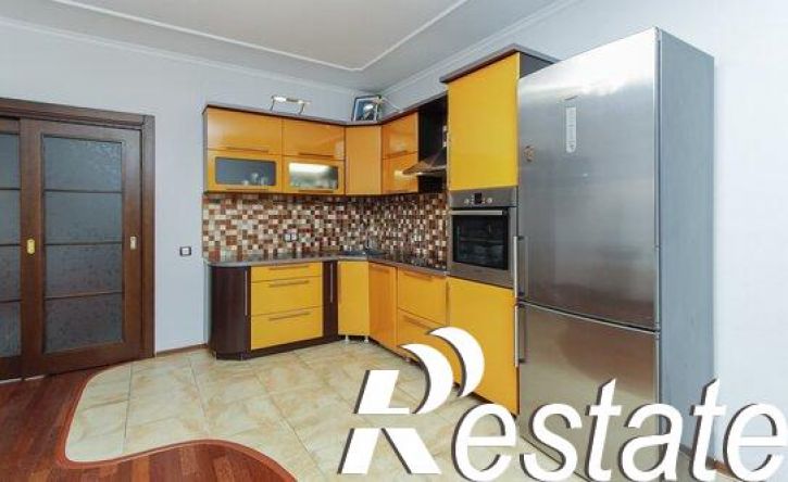 2-комн квартира Мельничная улица, 83,  д. 83