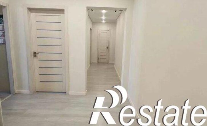3-комн квартира улица Энергостроителей, 23,  д. 23