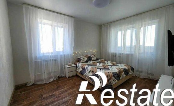 2-комн квартира улица Николая Зелинского, 3,  д. 3