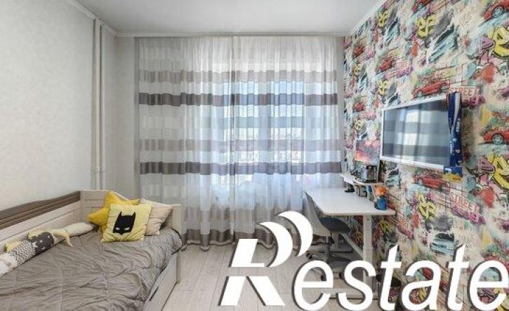 3-комн квартира улица Муравленко, 1 к1,  д. 1 к1
