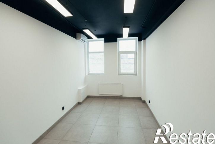Офис улица Чекистов, 38,  д. 38