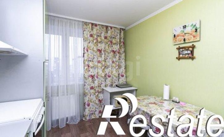 3-комн квартира улица Пермякова, 83 к2,  д. 83 к2