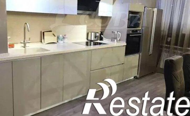 3-комн квартира улица Федюнинского, 62,  д. 62