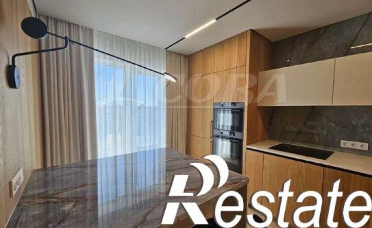 5-комн квартира улица Молодогвардейцев, 5 к1,  д. 5 к1