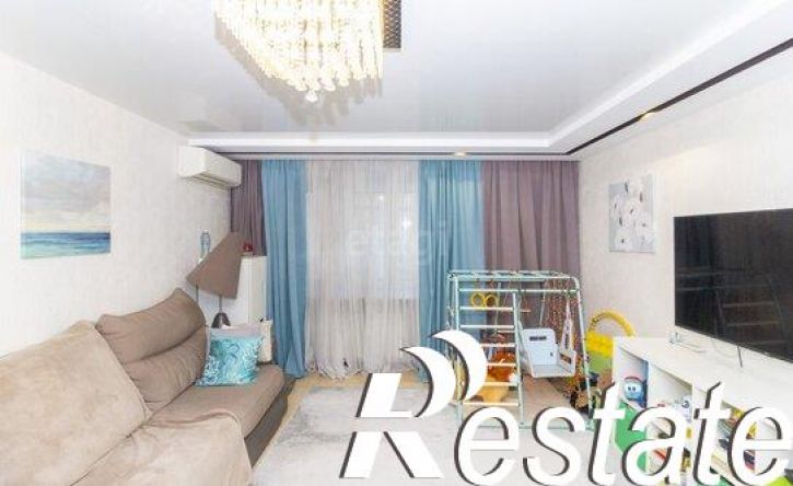 3-комн квартира улица Самарцева, 3,  д. 3