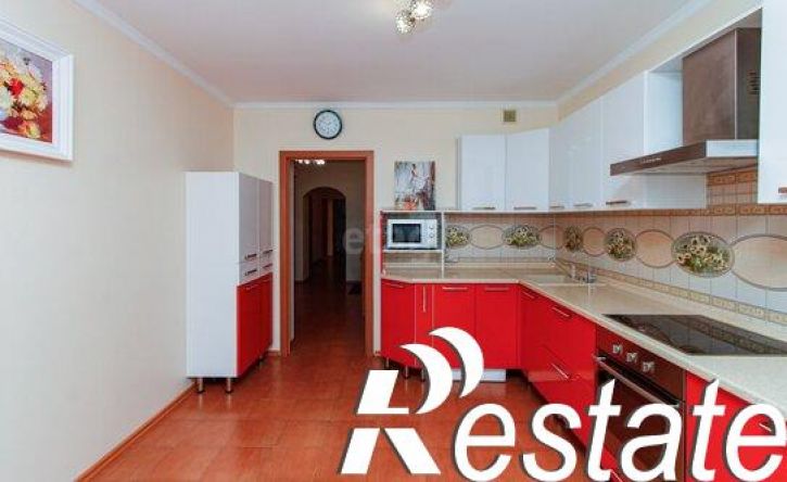 4-комн квартира Комсомольская улица, 58,  д. 58