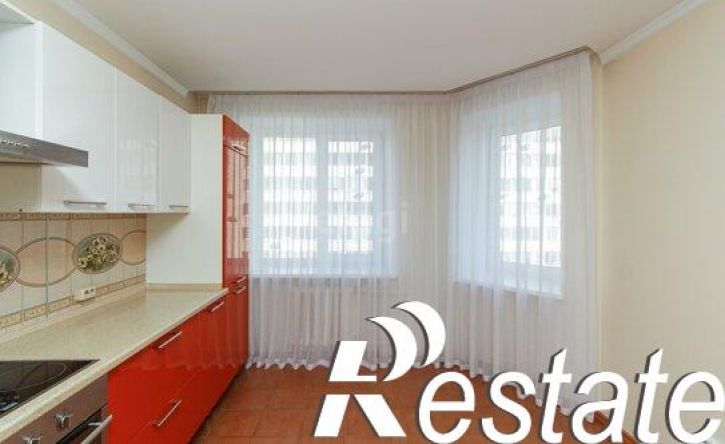 4-комн квартира Комсомольская улица, 58,  д. 58