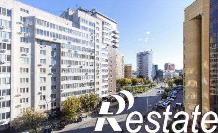 4-комн квартира Комсомольская улица, 58,  д. 58