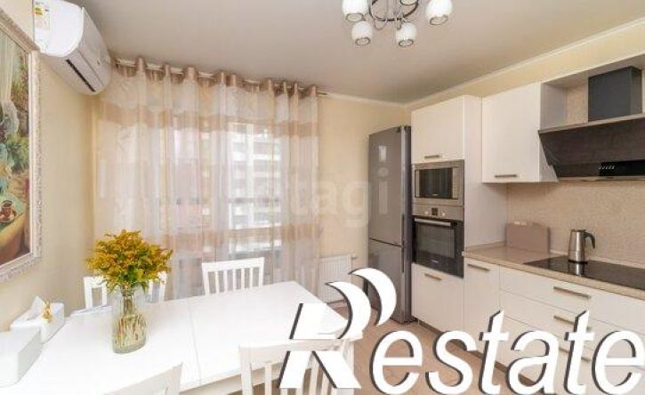 2-комн квартира улица Газовиков, 61,  д. 61