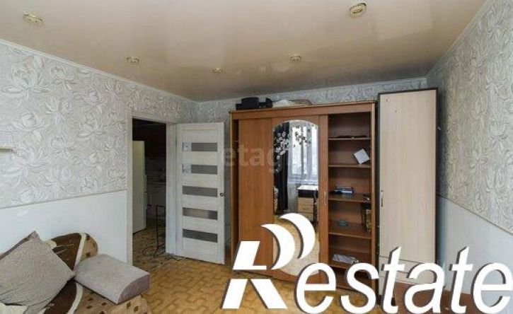 2-комн квартира улица Осипенко, 61,  д. 61