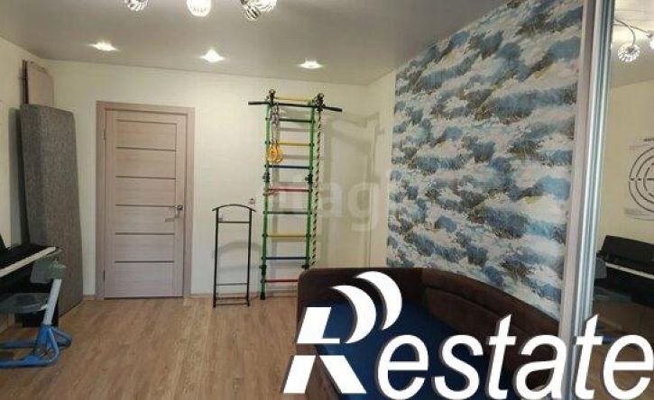 3-комн квартира улица Энергостроителей, 6А,  д. 6А