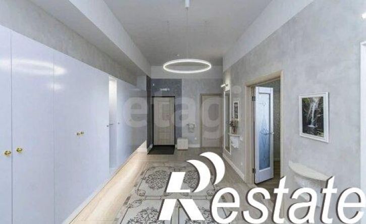 3-комн квартира улица Малыгина, 90,  д. 90