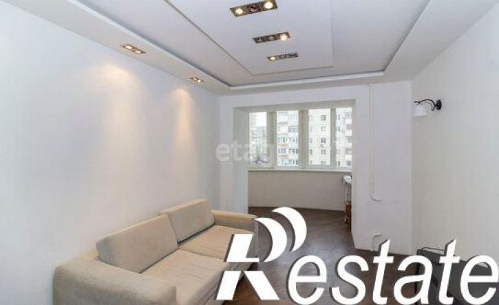 4-комн квартира улица Мельникайте, 132/1,  д. 132/1
