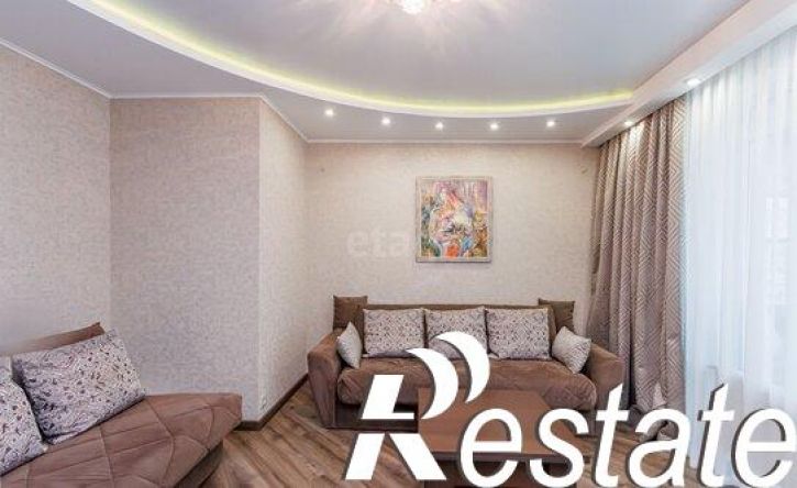 3-комн квартира улица Александра Протозанова, 10 к2,  д. 10 к2