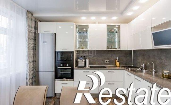 3-комн квартира улица Александра Протозанова, 10 к2,  д. 10 к2
