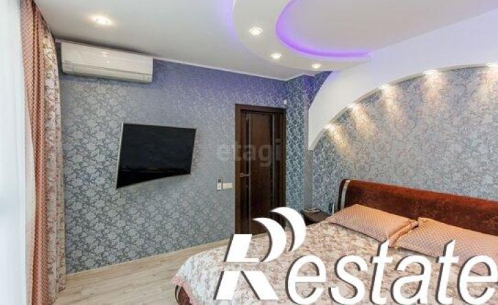 3-комн квартира улица Александра Протозанова, 10 к2,  д. 10 к2