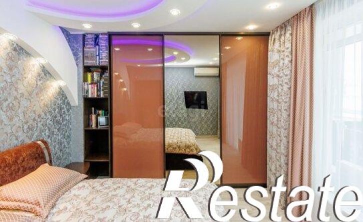 3-комн квартира улица Александра Протозанова, 10 к2,  д. 10 к2