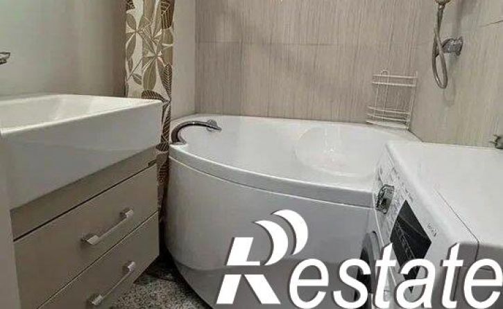 2-комн квартира Вятский проезд, 28,  д. 28