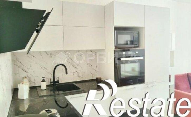 2-комн квартира улица Василия Подшибякина, 21,  д. 21