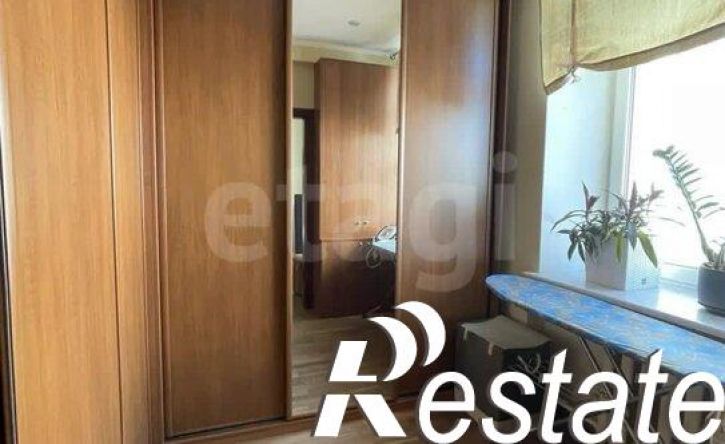 4-комн квартира улица Хохрякова, 44,  д. 44