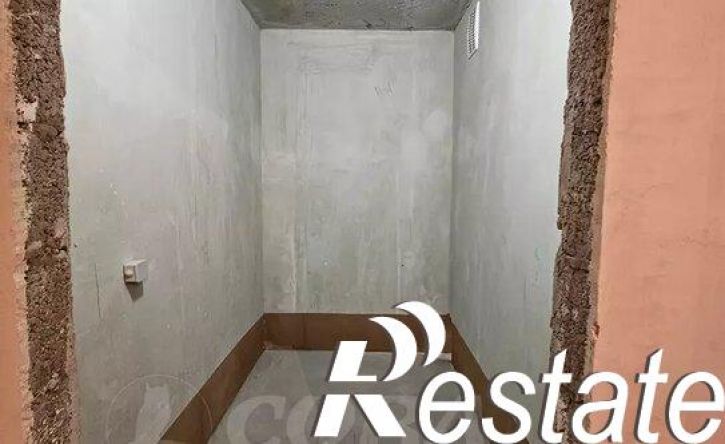 3-комн квартира улица Фармана Салманова, 18,  д. 18