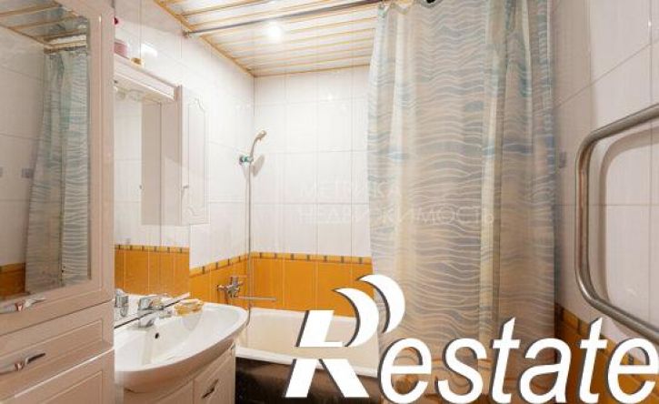 3-комн квартира улица 9 Января, 162,  д. 162