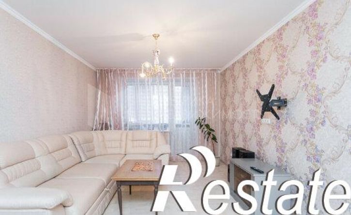 3-комн квартира улица 9 Января, 162,  д. 162