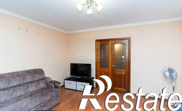 2-комн квартира улица Энергостроителей, 10 к1,  д. 10 к1