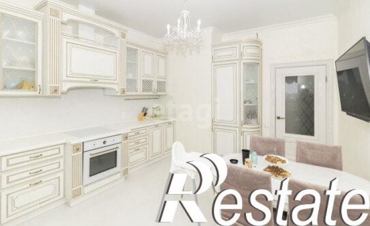 3-комн квартира улица Малыгина, 90,  д. 90
