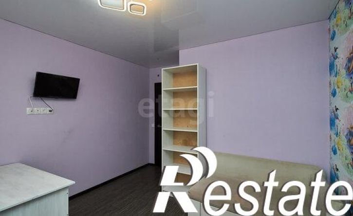 3-комн квартира улица Малиновского, 8,  д. 8