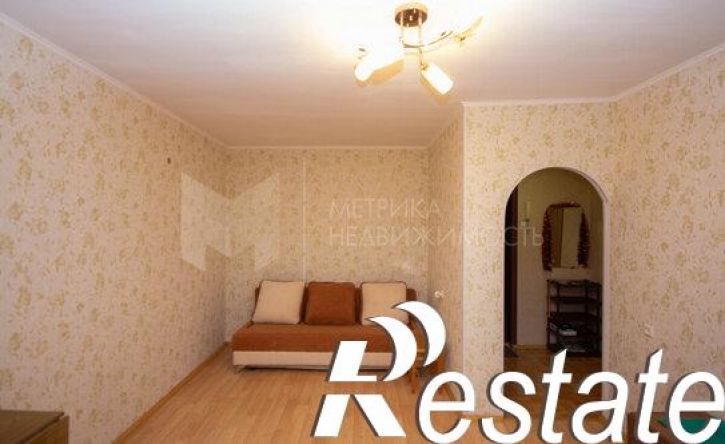 1-комн квартира улица Коммунаров, 37,  д. 37