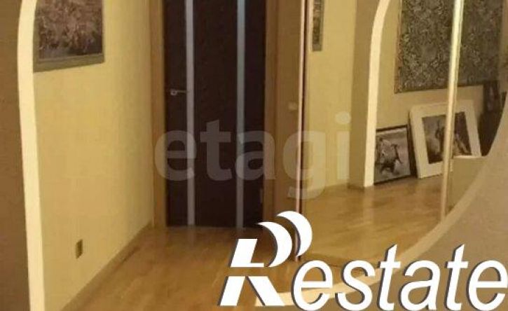 3-комн квартира улица Ивана Словцова, 21,  д. 21
