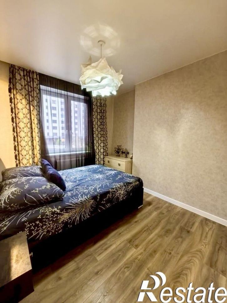 2-комн квартира новгородская улица, 14