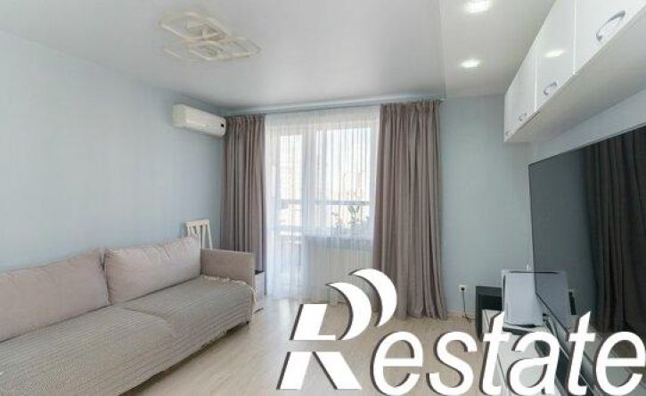 2-комн квартира улица Эрвье, 24 к3,  д. 24 к3