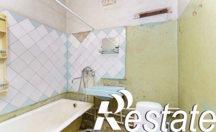 2-комн квартира улица Циолковского, 15,  д. 15