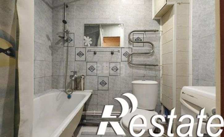 2-комн квартира улица Ветеранов Труда, 3,  д. 3