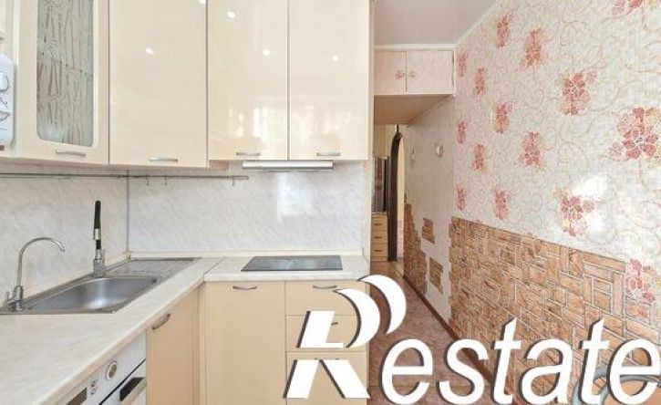 2-комн квартира улица Ветеранов Труда, 3,  д. 3