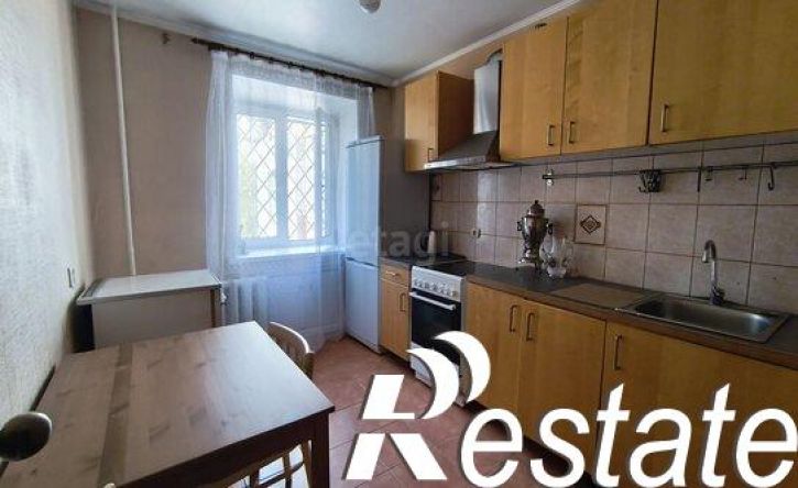 3-комн квартира улица Льва Толстого, 33,  д. 33